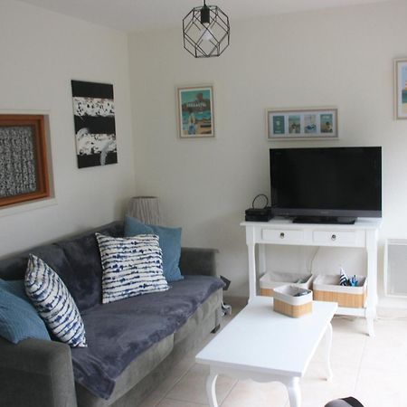 Appt Les Pieds Dans L'Eau Apartment Tregastel Exterior photo