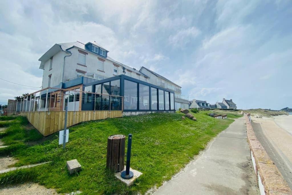 Appt Les Pieds Dans L'Eau Apartment Tregastel Exterior photo