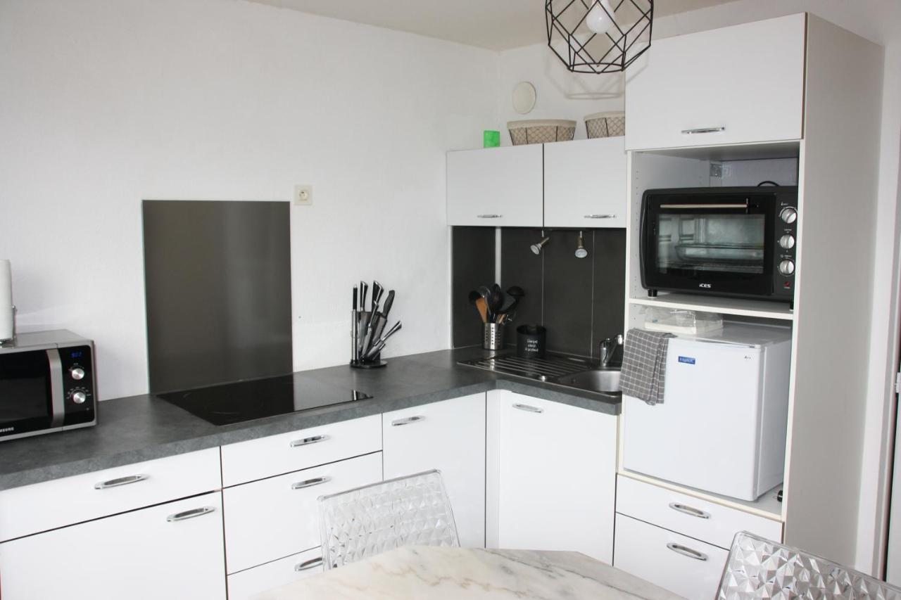 Appt Les Pieds Dans L'Eau Apartment Tregastel Exterior photo